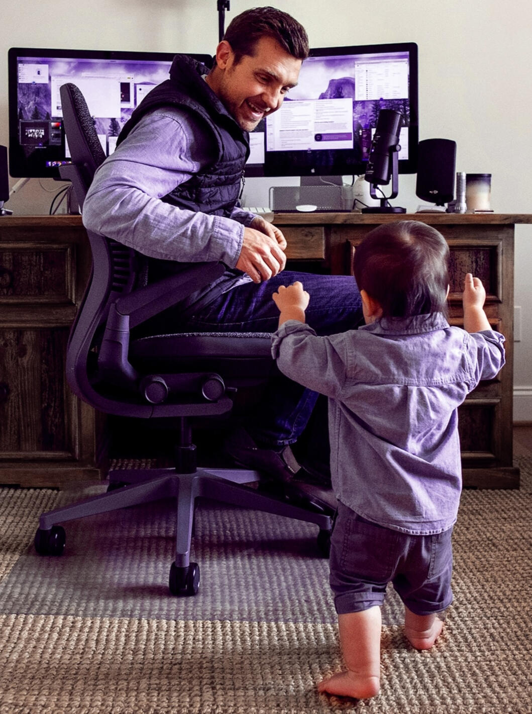 Darren Murph, author of Living the Remote Dream and Distributed Darren Murph, author of Living the Remote Dream and Distributed